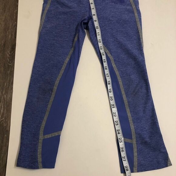 The north face DYNAMIX LEGGINGS cropped Capri yoga pants Lavender blue  XS - Picture 9 of 15